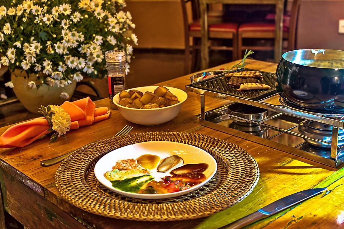 Hotel Pousada Shangri-La Serra Negra  Luaran gambar